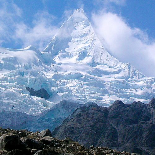 trekking-cedros-alpamayo-peru-piramide-alpamayo_1_orig